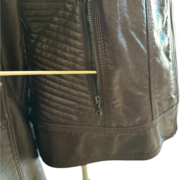 GUESS WOMANS BROWN SNAKE SKIN FAUX LEATHER MOTORCYCLE JACKET SZXL - Picture 3 of 16
